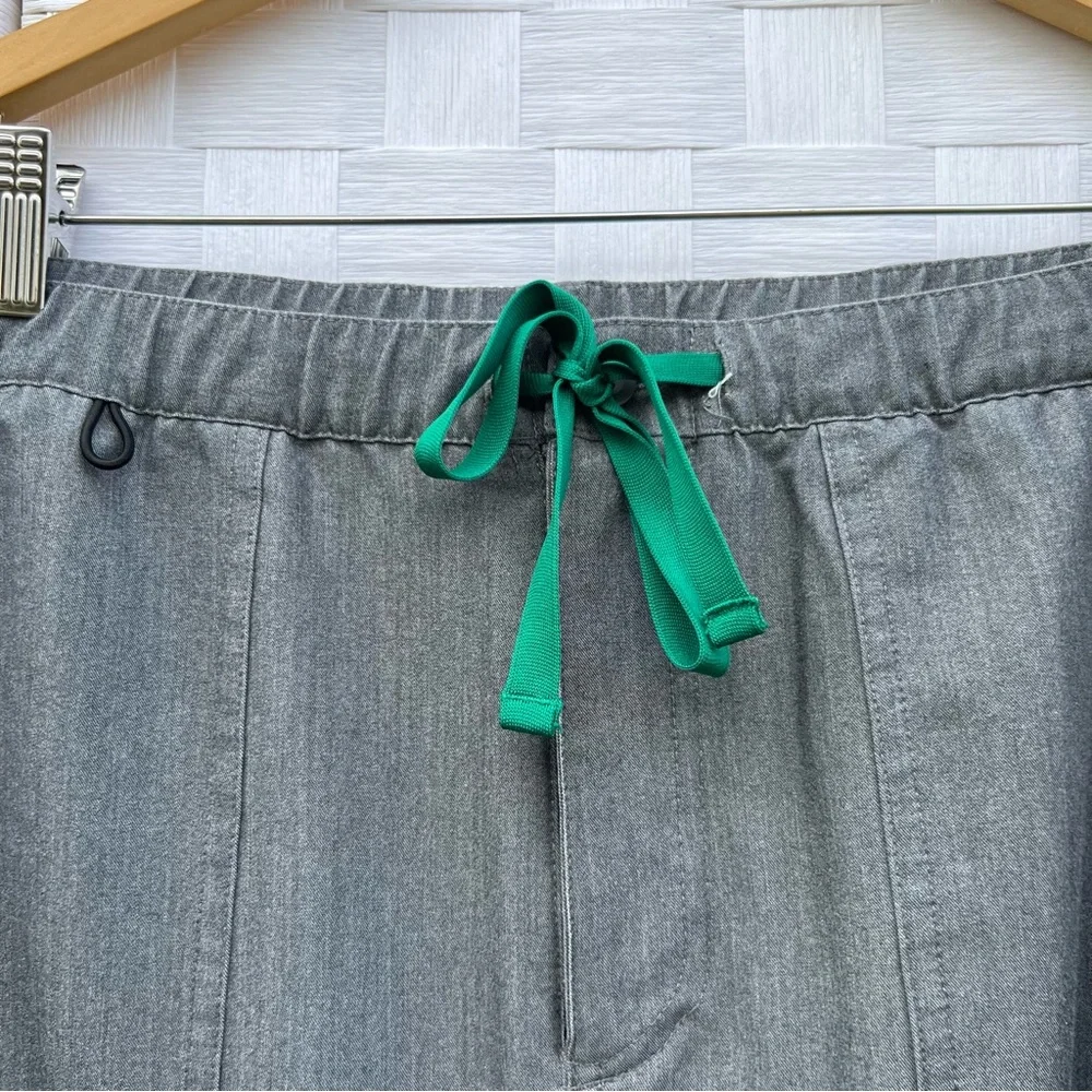 Figs Mens Grey Cairo Cargo Medical Scrub Pants Size Large